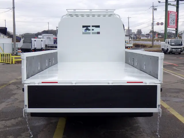 いすゞ エルフ 2RG-NPR88AR(2WD)の写真27