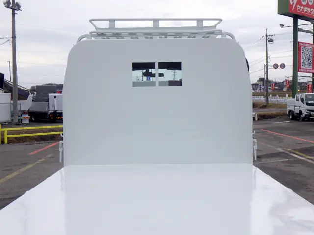 いすゞ エルフ 2RG-NPR88AR(2WD)の写真31