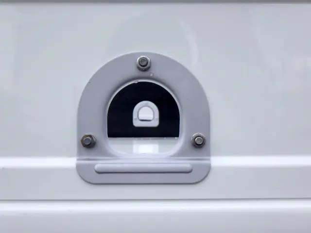 いすゞ エルフ 2RG-NPR88AR(2WD)の写真33