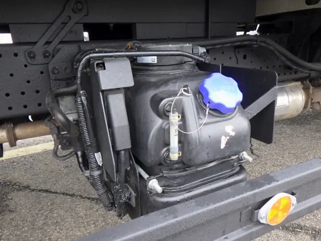 いすゞ エルフ 2RG-NPR88AR(2WD)の写真37