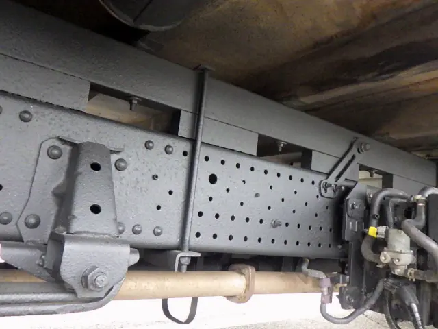 いすゞ エルフ 2RG-NPR88AR(2WD)の写真38