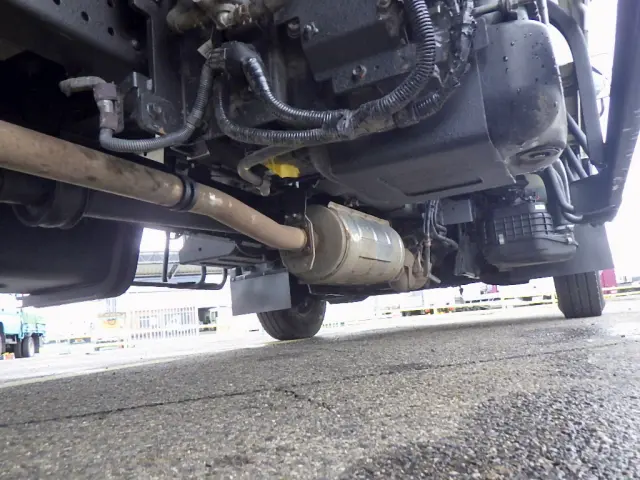 いすゞ エルフ 2RG-NPR88AR(2WD)の写真39