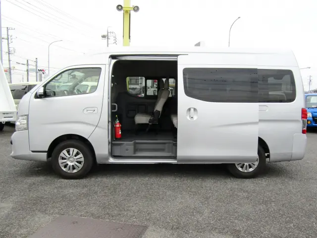 ハイルーフなので電動スライドドア開口高は1580mm!!成人男性でもラクに乗り降りができます☆|日産 キャラバン CBF-DS8E26(4WD)の写真4