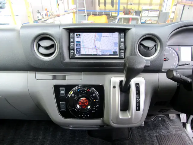 日産 キャラバン CBF-DS8E26(4WD)の写真23