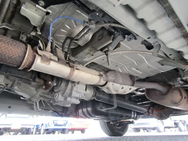 日産 キャラバン CBF-DS8E26(4WD)の写真36