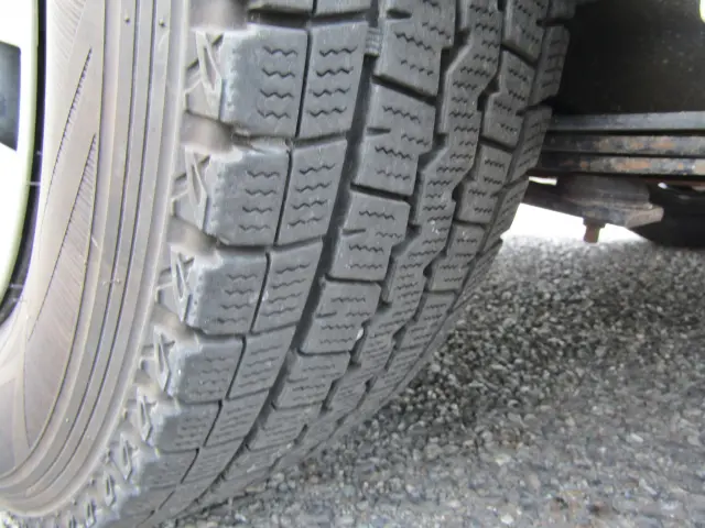 日産 キャラバン CBF-DS8E26(4WD)の写真40