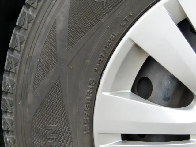 日産 キャラバン CBF-DS8E26(4WD)の写真42