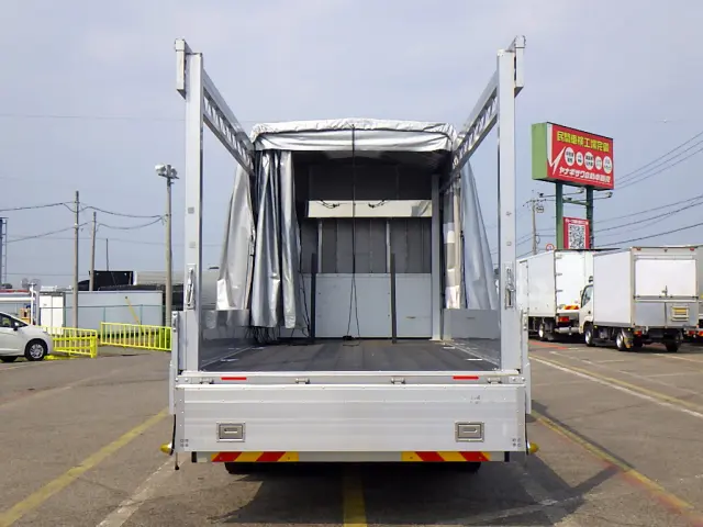 いすゞ フォワード 2RG-FRR90S2(2WD)の写真10