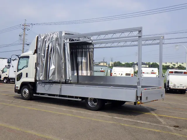 いすゞ フォワード 2RG-FRR90S2(2WD)の写真11