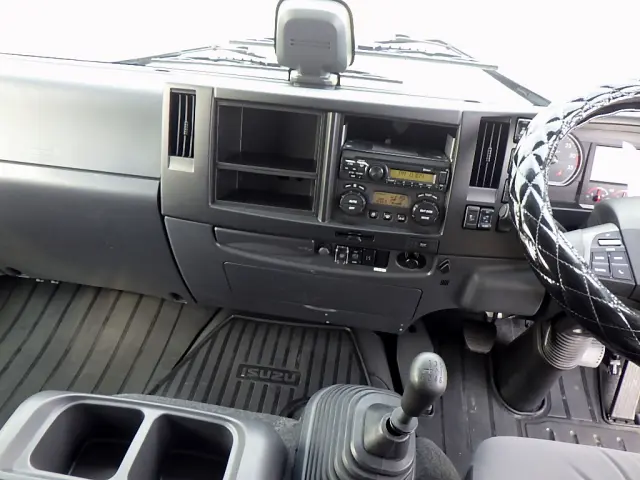 いすゞ フォワード 2RG-FRR90S2(2WD)の写真14