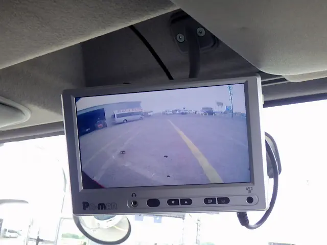 いすゞ フォワード 2RG-FRR90S2(2WD)の写真16