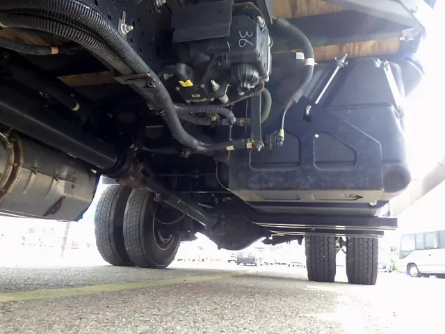 いすゞ フォワード 2RG-FRR90S2(2WD)の写真25