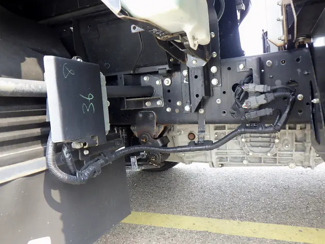 いすゞ フォワード 2RG-FRR90S2(2WD)の写真35