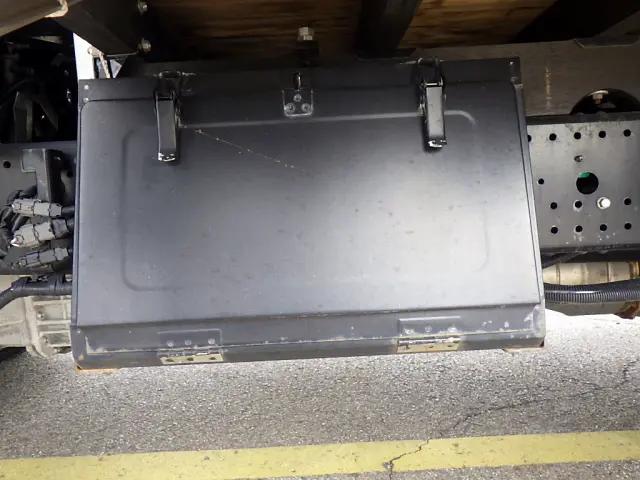 いすゞ フォワード 2RG-FRR90S2(2WD)の写真36