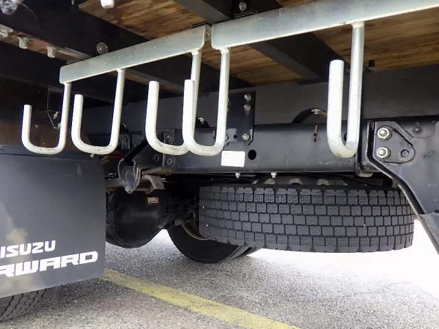 いすゞ フォワード 2RG-FRR90S2(2WD)の写真38