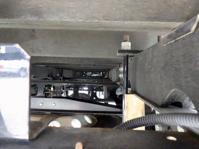 いすゞ フォワード 2RG-FRR90S2(2WD)の写真39