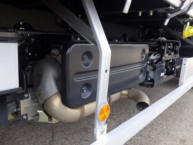 いすゞ フォワード 2RG-FRR90S2(2WD)の写真43