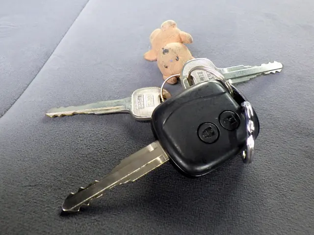 いすゞ フォワード 2RG-FRR90S2(2WD)の写真50