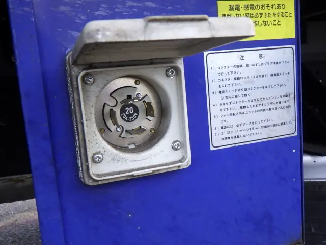 三菱 キャンター 2PG-FEB80(2WD)の写真46