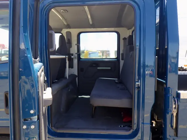 いすゞ エルフ 2RG-NLR88AR(2WD)の写真22