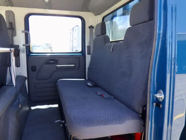 いすゞ エルフ 2RG-NLR88AR(2WD)の写真23