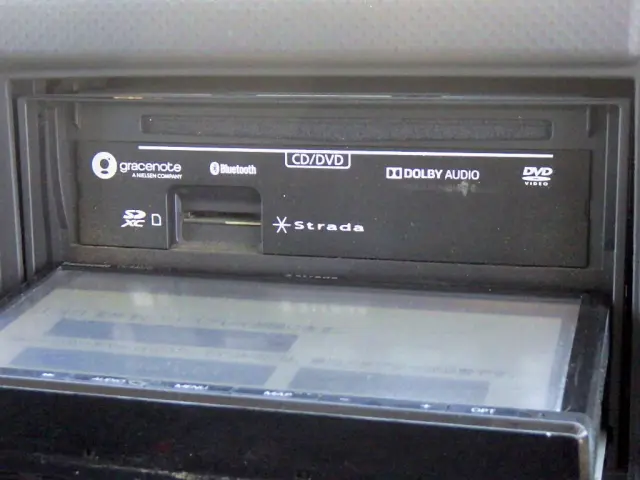 いすゞ エルフ 2RG-NLR88AR(2WD)の写真34