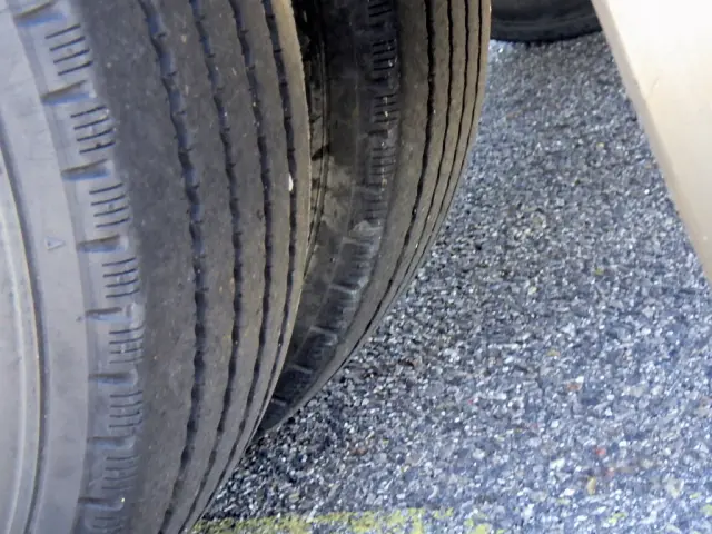 いすゞ エルフ 2RG-NLR88AR(2WD)の写真43