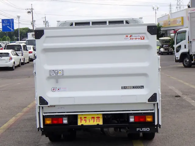 三菱 キャンター 2RG-FBA20(2WD)の写真6