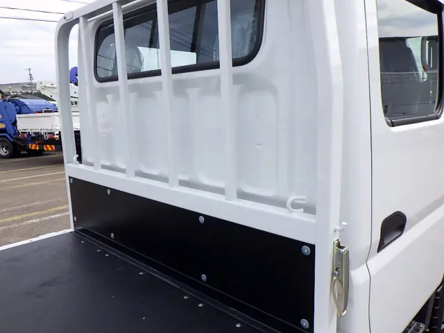 三菱 キャンター 2RG-FBA20(2WD)の写真10
