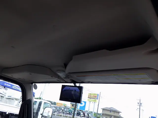三菱 キャンター 2RG-FBA20(2WD)の写真23