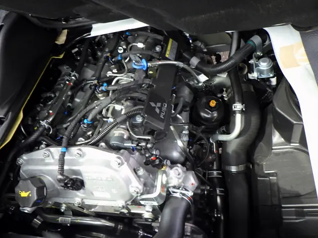 三菱 キャンター 2RG-FBA20(2WD)の写真40