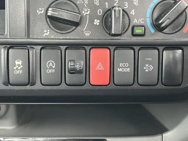 日野 デュトロ TKG-XZC605Mの写真21