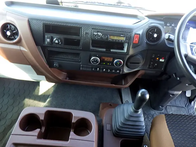 日野 レンジャー 2PG-FC2ABG(2WD)の写真14