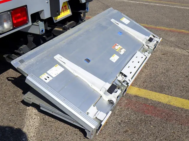 日野 レンジャー 2PG-FC2ABG(2WD)の写真38