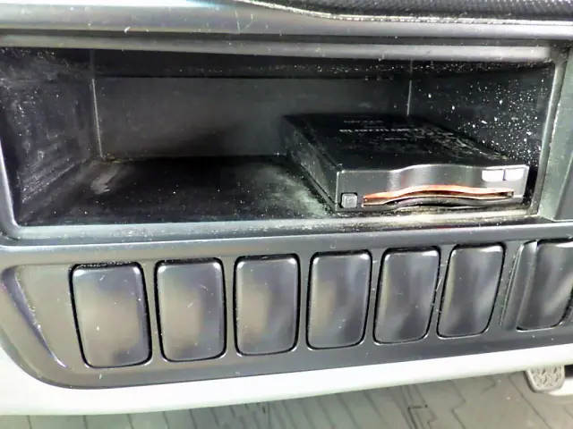 トヨタ トヨエース LDF-KDY241(2WD)の写真12