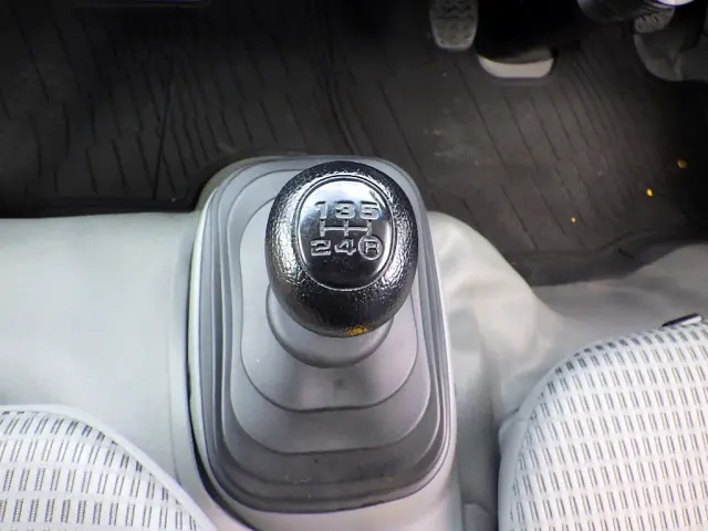 トヨタ トヨエース LDF-KDY241(2WD)の写真17