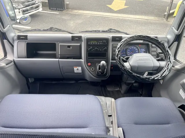 三菱 キャンターガッツ PDG-FB70B(2WD)の写真18