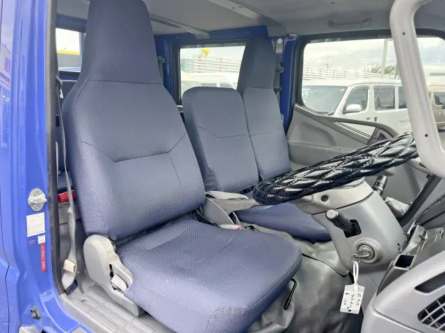 三菱 キャンターガッツ PDG-FB70B(2WD)の写真19