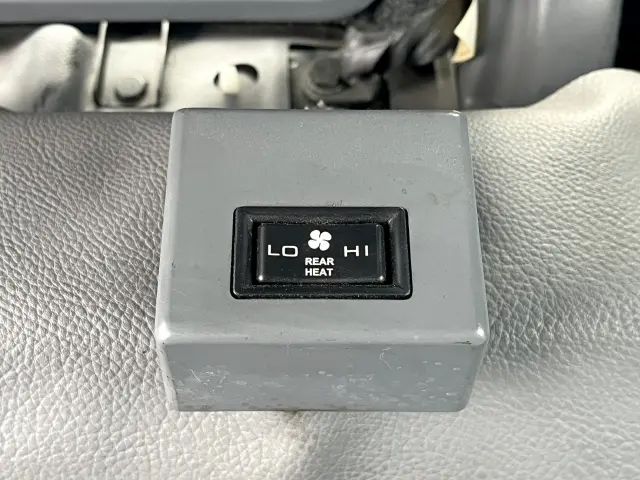 三菱 キャンターガッツ PDG-FB70B(2WD)の写真32