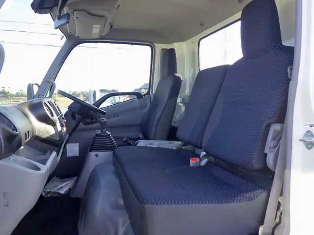 トヨタ ダイナ 2RG-XZU710(2WD)の写真11