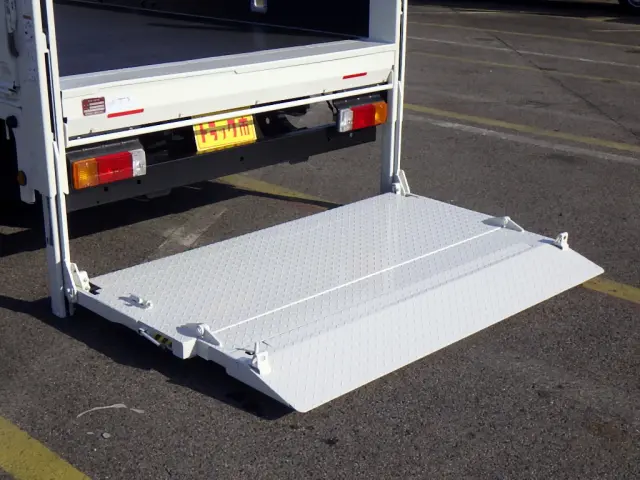 トヨタ ダイナ 2RG-XZU710(2WD)の写真29