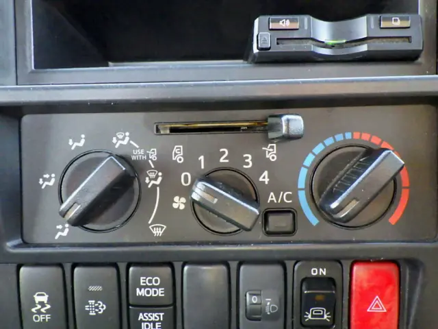 日野 デュトロ 2KG-XZU730M(2WD)の写真22