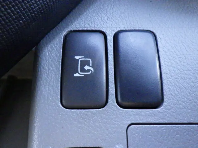 日野 デュトロ 2KG-XZU730M(2WD)の写真25