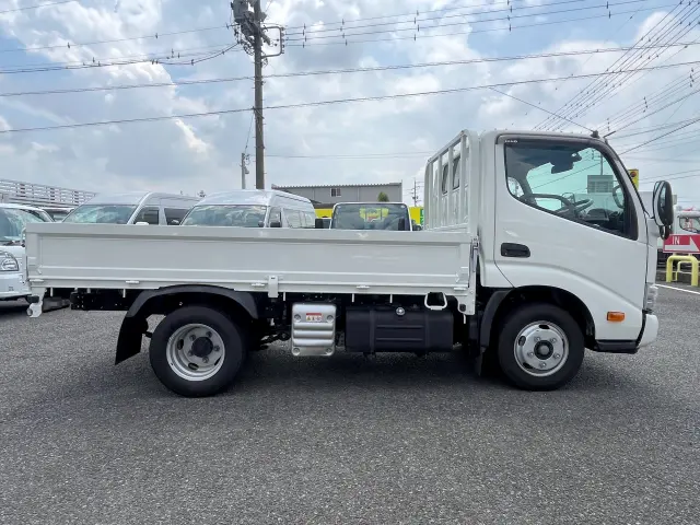 日野 デュトロ 2RG-XZC605M(2WD)の写真4