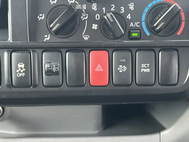 日野 デュトロ 2RG-XZC605M(2WD)の写真23