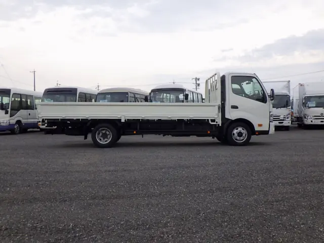 トヨタ ダイナ TPG-XZU722(2WD)の写真5