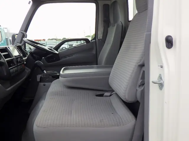 トヨタ ダイナ TPG-XZU722(2WD)の写真11