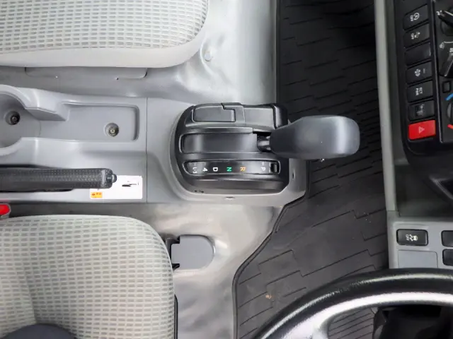 トヨタ ダイナ TPG-XZU722(2WD)の写真13