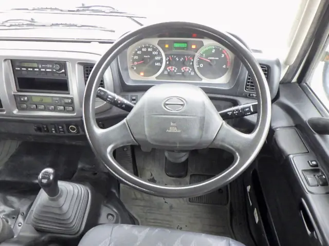 日野 レンジャー TKG-FC9JEAA(2WD)の写真13