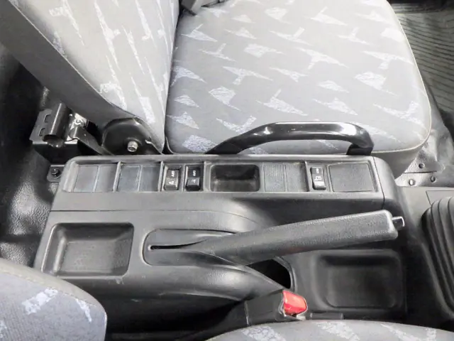 日野 レンジャー TKG-FC9JEAA(2WD)の写真15